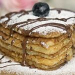 Lecker Pfannkuchentorte.