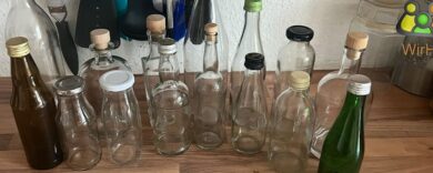 Leere Flaschen aus Glas, Glasflaschen kaufen in der Nähe, Flaschen aus Glas.