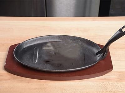 Gusseisen, Crepespfanne, gleichmäßige Wärmeverteilung, Wärmeleitfähigkeit, lange Speicherwirkung.