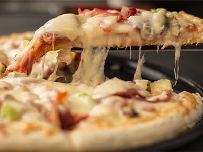 Spezielles Pizzablech, originale Pizza-Erlebnis, Teig krosser.